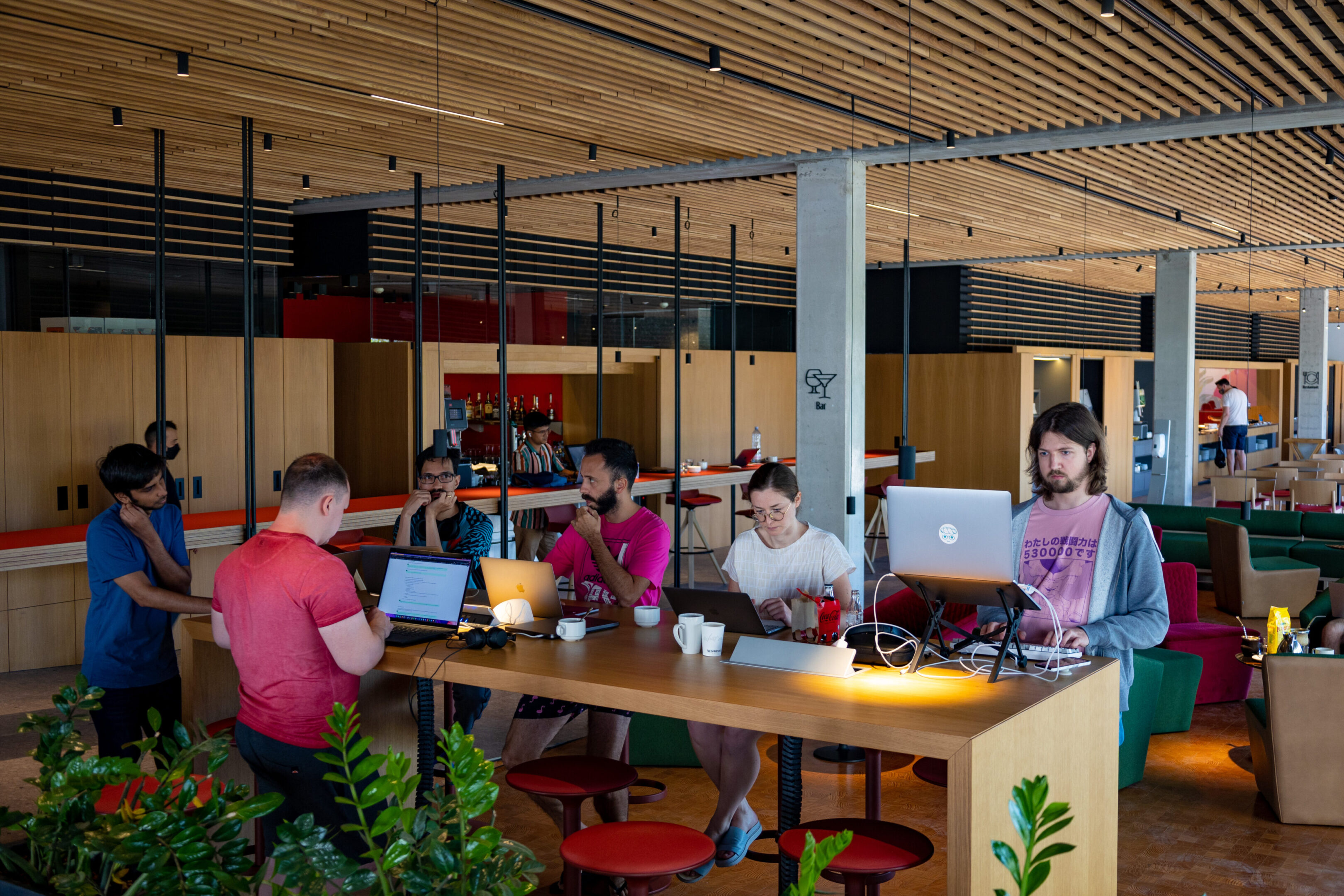How to Plan a Company Retreat Successfully: Our Complete Guide